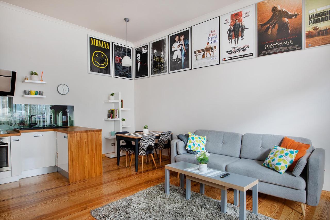 Movie Apartment Jezyce Posen Exterior foto